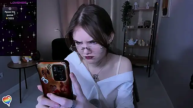 Dilara xBaby online show from 6, 11, 2025