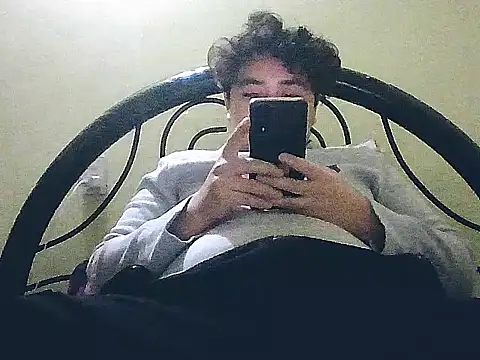 Snapshot of jorgexsuil2hh chatting on 16, 11, 2025 jorgexsuil2hh online show from 16, 11, 2025