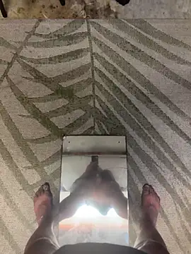 Snapshot of d-dirtydog chatting on 2, 11, 2025 d-dirtydog online show from 2, 11, 2025