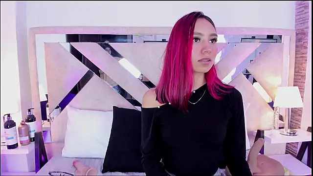 ximena vasquez8 online show from 8, 3, 2026