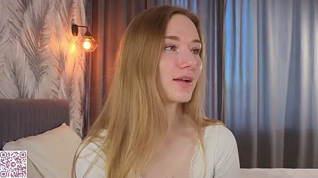 ElvinaRose online show from 16, 5, 2026