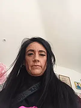 Tannedtattooed69 online show from 9, 6, 2026