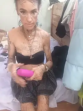 Tannedtattooed69 online show from 24, 6, 2026