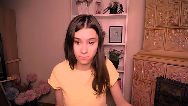 Snapshot of RosaRay_ chatting on 6, 5, 2026 RosaRay online show from 6, 5, 2026