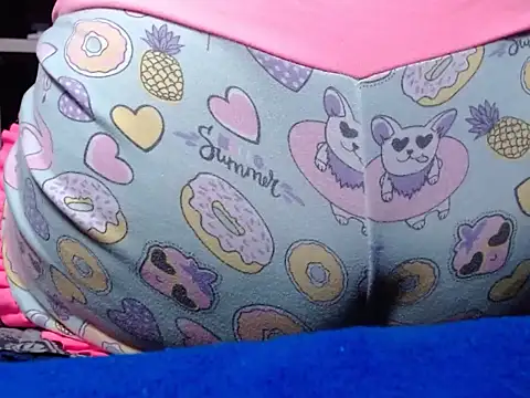 salmaextremeperver online show from 14, 11, 2025