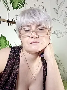 Catty Lady online show from 8, 11, 2025