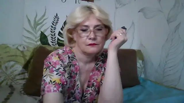 Catty Lady online show from 24, 6, 2026