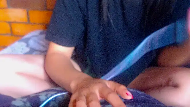 Snapshot of sabrina_v_ chatting on 18, 9, 2025 sabrina v online show from 18, 9, 2025