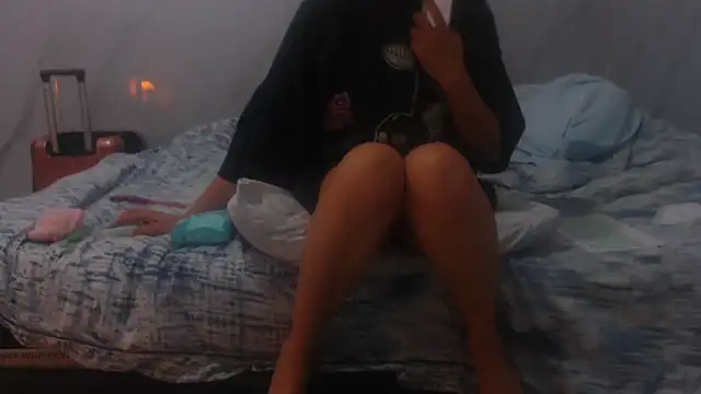 Snapshot of sabrina_v_ chatting on 23, 11, 2025 sabrina v online show from 23, 11, 2025