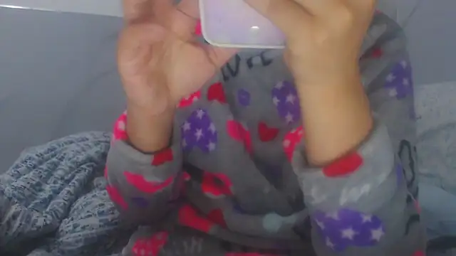 Snapshot of sabrina_v_ chatting on 29, 11, 2025 sabrina v online show from 29, 11, 2025