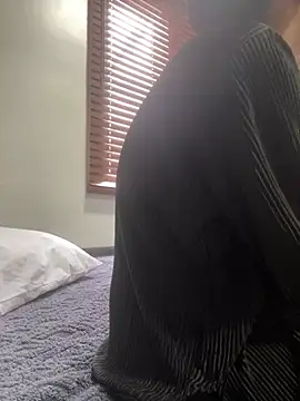 Snapshot of sabrina_v_ chatting on 13, 1, 2026 sabrina v online show from 13, 1, 2026