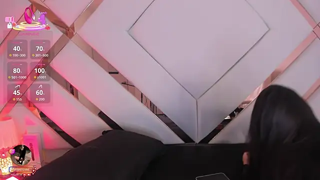 Snapshot of Mariee_rosee chatting on 14, 10, 2025 Mariee rosee online show from 14, 10, 2025