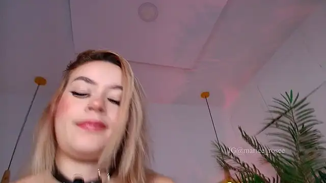 Mariee rosee online show from 13, 7, 2026