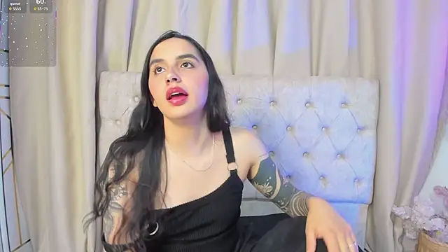 Snapshot of kaylee_lee chatting on 13, 10, 2025 kaylee lee online show from 13, 10, 2025