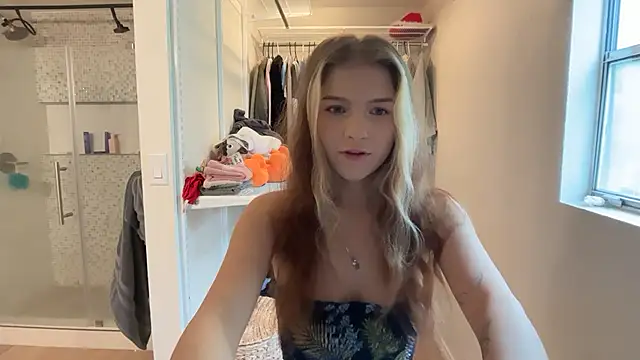 Snapshot of kykybaby4444 chatting on 14, 6, 2026 kykybaby4444 online show from 14, 6, 2026