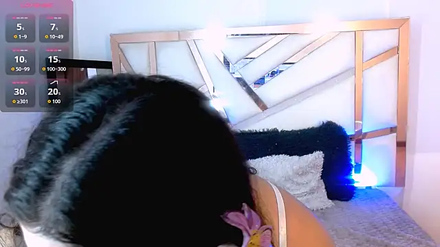 hannia baileys online show from 11, 11, 2025