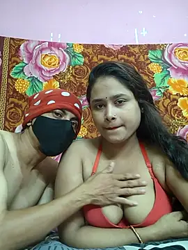Seducing couple online show from 14, 7, 2026