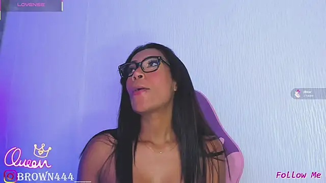 Snapshot of _naomibrown_ chatting on 6, 5, 2026 naomibrown online show from 6, 5, 2026