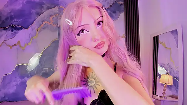 Snapshot of MaddieStark chatting on 8, 6, 2026 MaddieStark online show from 8, 6, 2026