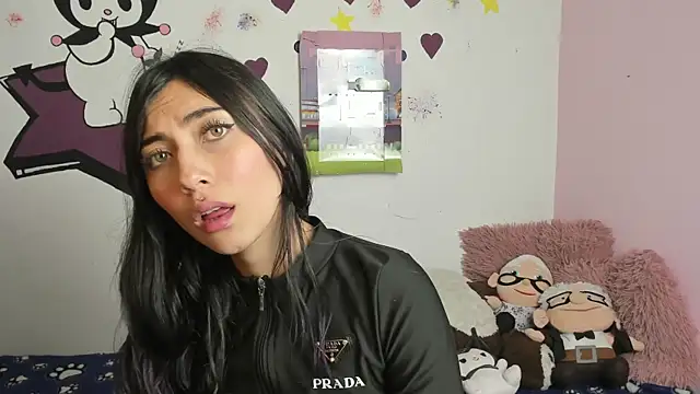 Snapshot of Alanaloiiss_ chatting on 26, 9, 2025 Alanaloiiss online show from 26, 9, 2025