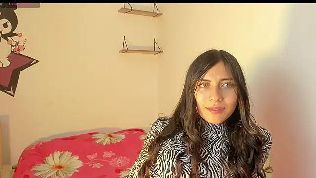 Alanaloiiss  online show from 18, 6, 2026