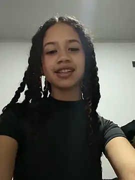 Snapshot of jadee8 chatting on 20, 12, 2025 jadee8 online show from 20, 12, 2025