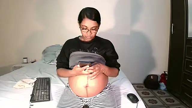 indiansweetflava online show from 24, 4, 2026