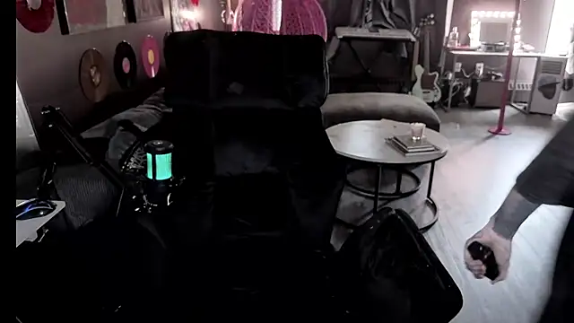 bambitatted online show from 28, 7, 2026