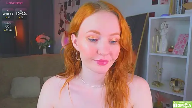 JoyceJones online show from 28, 10, 2025