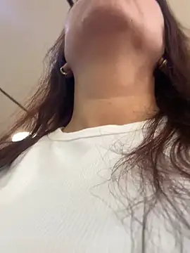 sweetdulcexxx online show from 27, 4, 2026