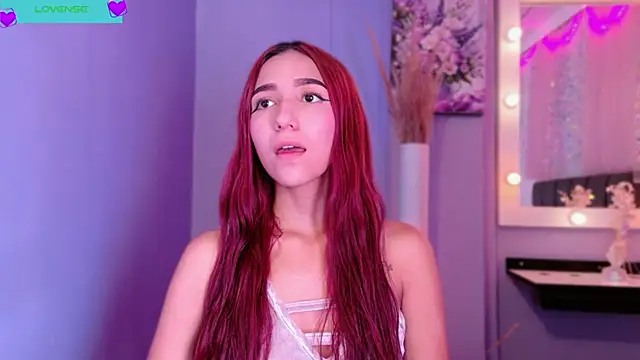 NataliaPrada s online show from 5, 12, 2025