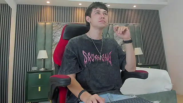 Michael blue online show from 20, 9, 2025