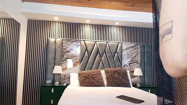 Michael blue online show from 18, 2, 2026