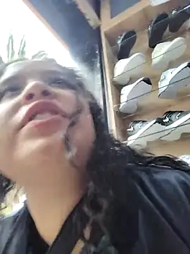 Snapshot of You-sexy-starr chatting on 27, 9, 2025 You-sexy-starr online show from 27, 9, 2025