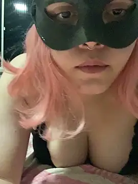 Snapshot of loveloly_ chatting on 29, 3, 2026 loveloly online show from 29, 3, 2026