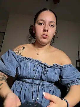 babykalirose online show from 18, 4, 2026