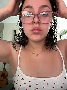 babykalirose online show from 27, 4, 2026