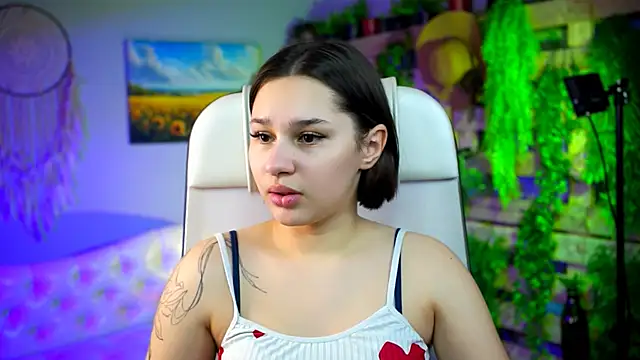 KimClarks  online show from 10, 2, 2026