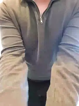 Bimbo Boi online show from 16, 9, 2025