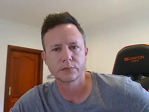 TroyDieselXXX online show from 18, 4, 2026