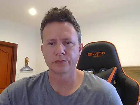 TroyDieselXXX online show from 25, 4, 2026