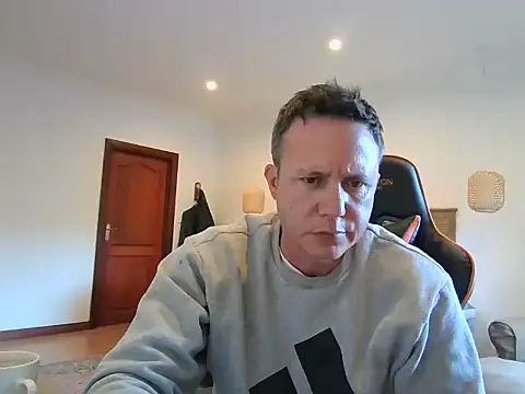 TroyDieselXXX online show from 17, 7, 2026