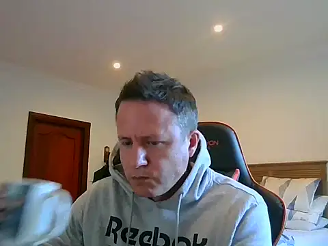 TroyDieselXXX online show from 20, 7, 2026