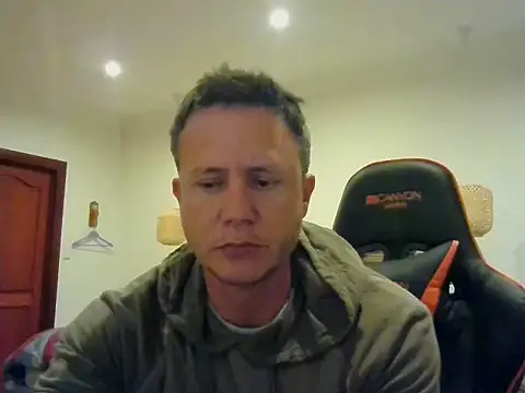 TroyDieselXXX online show from 21, 7, 2026