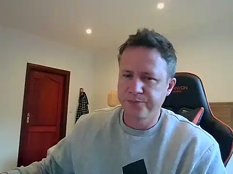 TroyDieselXXX online show from 27, 7, 2026