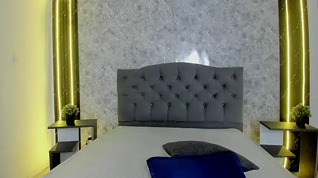 Snapshot of GiannaSlimJB chatting on 25, 2, 2026 GiannaSlimJB online show from 25, 2, 2026