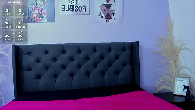 Snapshot of GiannaSlimJB chatting on 6, 3, 2026 GiannaSlimJB online show from 6, 3, 2026