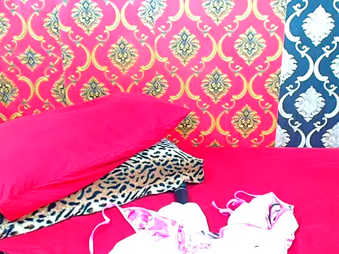 yourperfectcrush online show from 12, 9, 2025