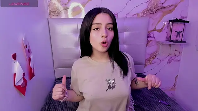 Anna Blade  online show from 23, 4, 2026