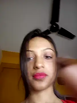 Your-Kitkat online show from 16, 12, 2025